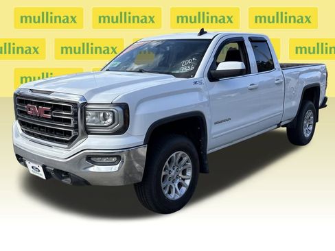 Used 2018 GMC Sierra 1500 SLE w/ SLE Value Package image 13