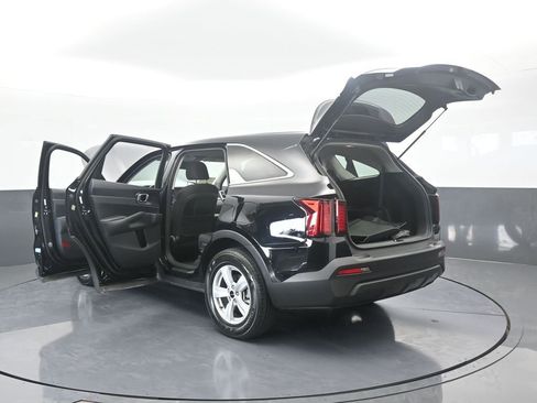 Used 2022 Kia Sorento LX image 73