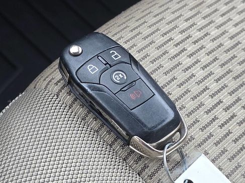 Used 2016 Ford F150 XLT w/ Equipment Group 302A Luxury image 33