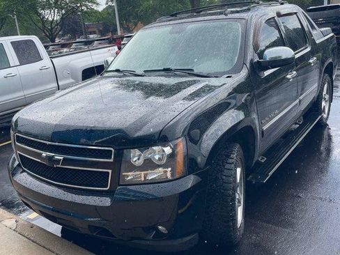 Used 2011 Chevrolet Avalanche LTZ AWD/4WD image 1