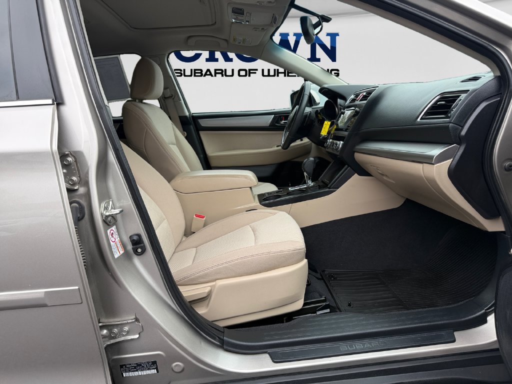 Used 2017 Subaru Outback 2.5i Premium AWD/4WD image 19