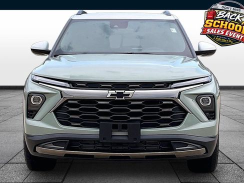 Used 2024 Chevrolet TrailBlazer ACTIV w/ Driver Confidence Package AWD/4WD image 3