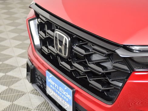 Certified 2025 Honda CR-V Sport image 11