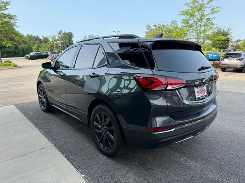 Used 2023 Chevrolet Equinox RS AWD/4WD image 3
