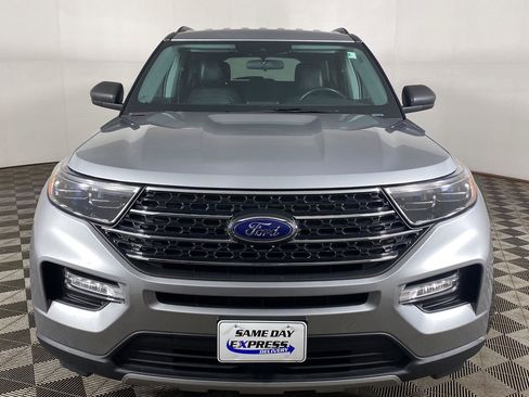 Used 2023 Ford Explorer XLT w/ Equipment Group 202A AWD/4WD image 23
