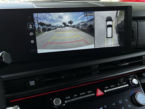 Used 2025 Hyundai Santa Fe Calligraphy AWD/4WD image 19