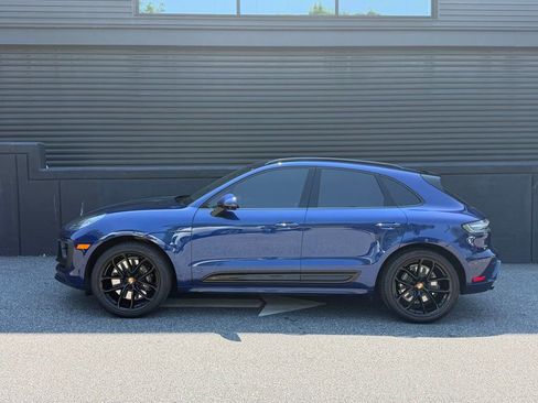 Certified 2025 Porsche Macan GTS AWD/4WD image 2