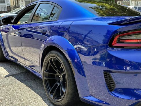 Used 2022 Dodge Charger SRT Hellcat w/ Harman/Kardon Audio Group RWD image 14