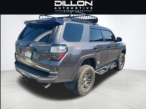Used 2020 Toyota 4Runner Venture w/ Moonroof Package AWD/4WD image 8
