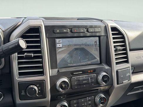 Used 2018 Ford F350 Platinum w/ Platinum Ultimate Package image 30