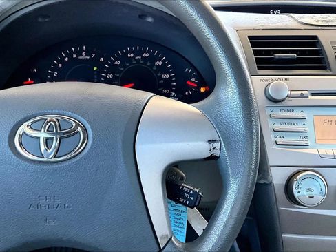 Used 2008 Toyota Camry FWD image 11