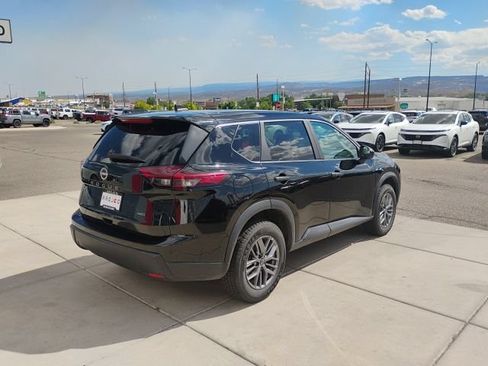 Used 2024 Nissan Rogue S AWD/4WD image 5
