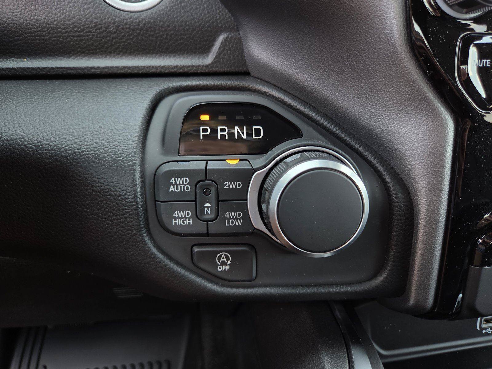New 2026 RAM 1500 Big Horn AWD/4WD image 23