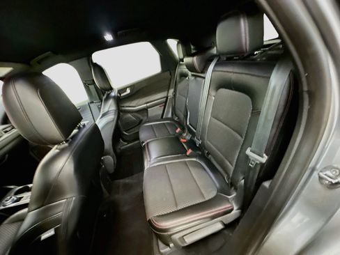 Used 2024 Ford Escape ST-Line AWD/4WD image 28