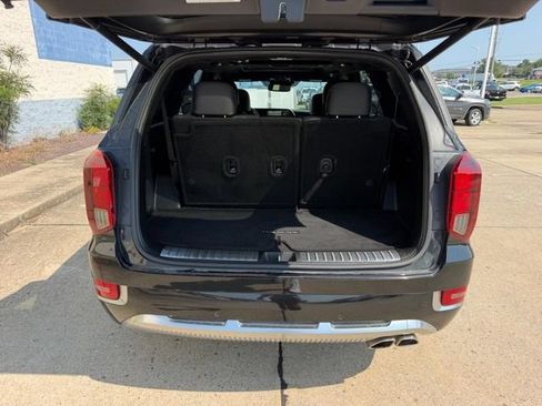 Used 2021 Hyundai Palisade Calligraphy w/ Winter Package FWD image 5