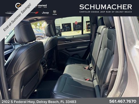 Certified 2024 Jeep Grand Cherokee Limited w/ Luxury Tech Group II RWD image 13