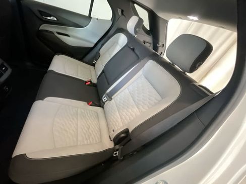 Used 2019 Chevrolet Equinox LT image 22
