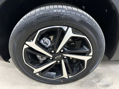 Certified 2023 Chevrolet TrailBlazer RS w/ Sun and Liftgate Package image 37