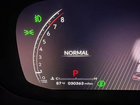 Certified 2024 Acura MDX SH-AWD w/ Advance Package image 35