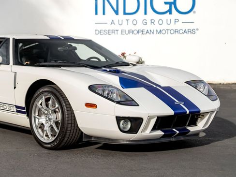 Used 2005 Ford GT image 5