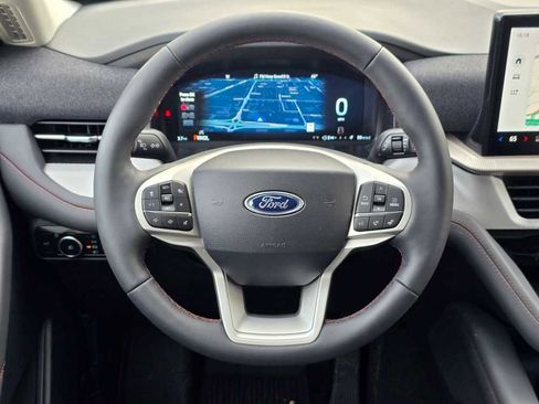 New 2026 Ford Explorer Active image 28