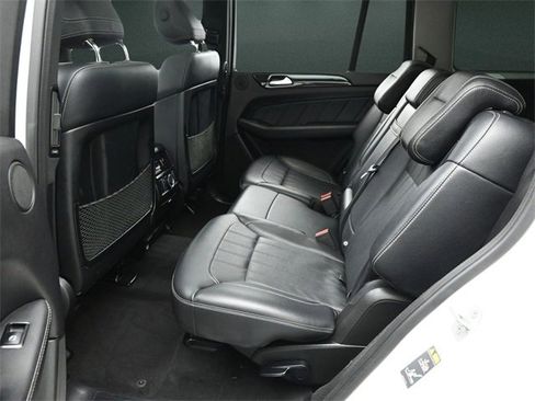 Used 2016 Mercedes-Benz GL 450 4MATIC w/ Premium I Package image 14