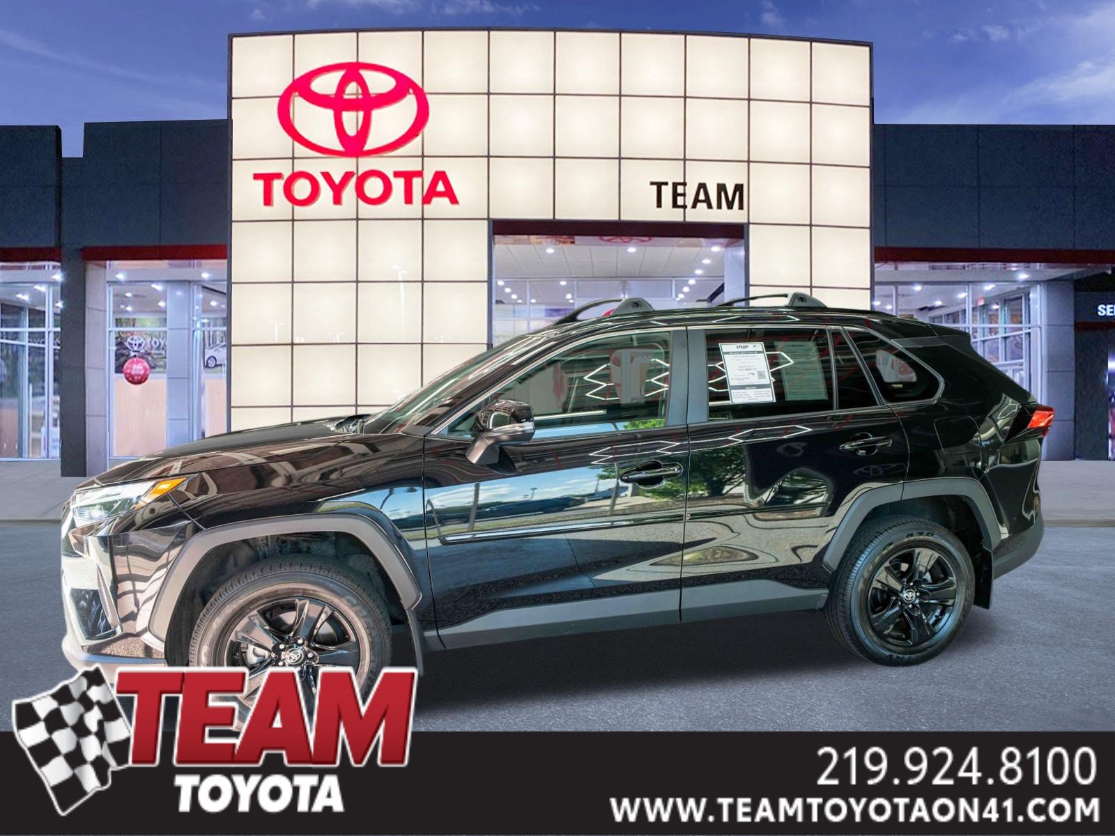Used 2025 Toyota RAV4 XLE w/ Convenience Package AWD/4WD image 1