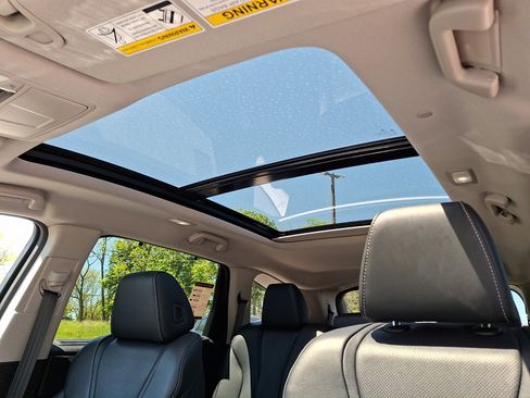 Certified 2024 Acura MDX SH-AWD w/ Technology Package image 14
