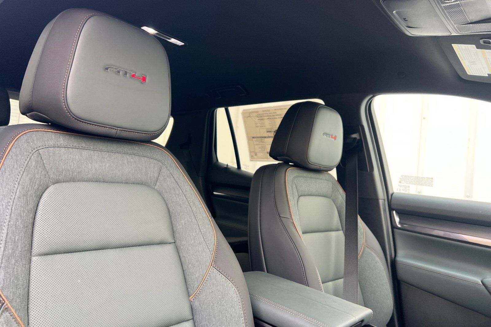 New 2027 GMC Terrain AT4 w/ Technology Package II AWD/4WD image 14