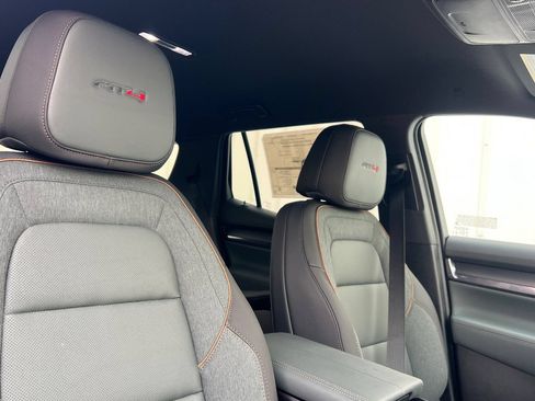 New 2027 GMC Terrain AT4 w/ Technology Package II AWD/4WD image 14