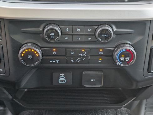 Certified 2023 Ford F250 XLT w/ FX4 Off-Road Package AWD/4WD image 23