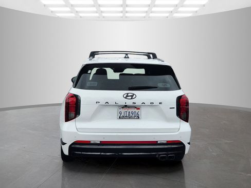 Used 2024 Hyundai Palisade Calligraphy image 6