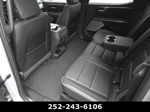 Used 2025 GMC Sierra EV Denali AWD/4WD image 32