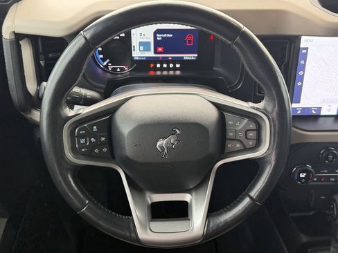 Used 2021 Ford Bronco Wildtrak image 15