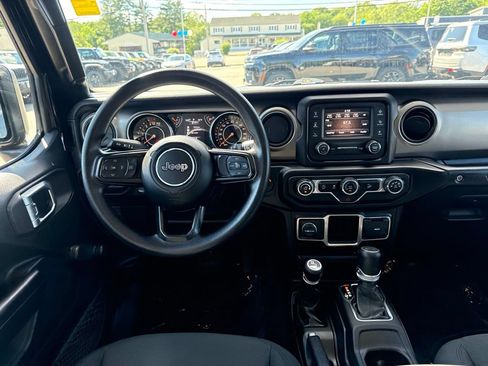 Certified 2021 Jeep Wrangler Unlimited Sport AWD/4WD image 17