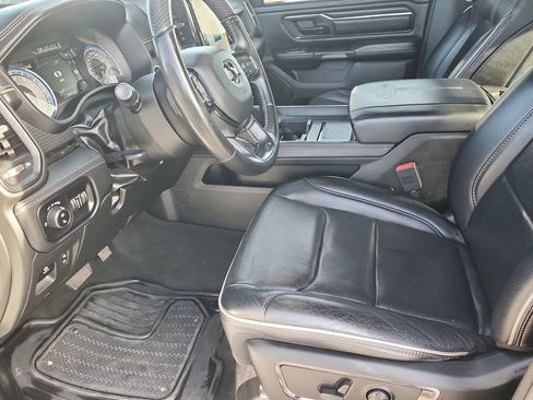 Used 2022 RAM 1500 Limited w/ Off-Road Group image 7