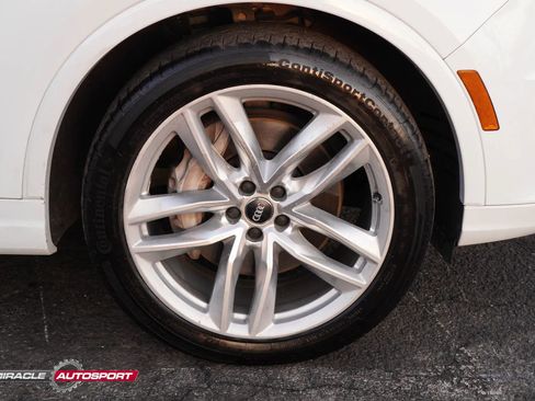 Used 2018 Audi Q7 3.0T Prestige w/ Prestige Package image 10