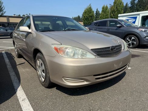 Used 2004 Toyota Camry LE FWD image 4