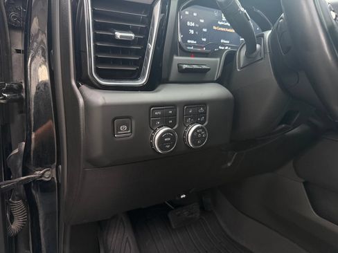Used 2024 GMC Sierra 3500 Denali w/ Denali Reserve Package AWD/4WD image 25
