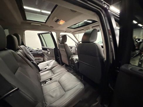 Used 2016 Land Rover LR4 HSE LUX AWD/4WD image 35