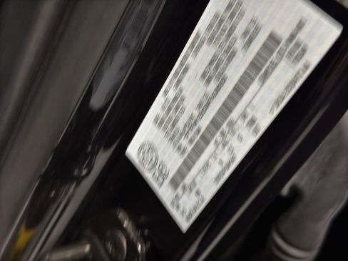 Used 2022 Ford F150 Platinum w/ FX4 Off-Road Package image 39