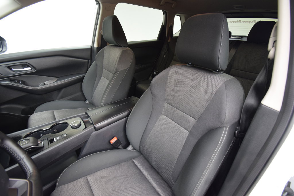 Used 2025 Nissan Rogue SV AWD/4WD image 14