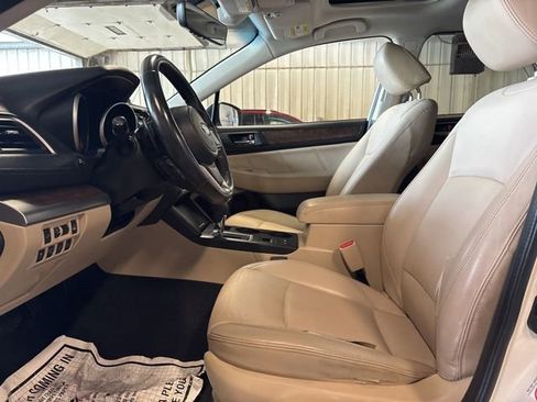 Used 2018 Subaru Outback 2.5i Limited AWD/4WD image 12