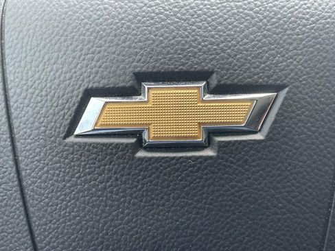 Used 2017 Chevrolet Trax LT FWD image 29