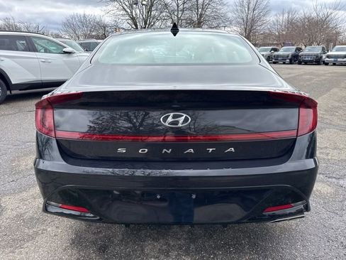 Certified 2023 Hyundai Sonata SEL w/ Convenience Package image 17