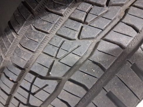 Used 2020 Volvo XC40 T5 R-Design w/ Protection Package Premier AWD/4WD image 14