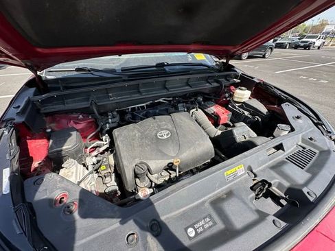 Used 2021 Toyota Highlander Platinum image 14