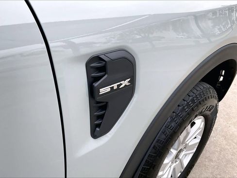 Used 2024 Ford Ranger XL w/ Trailer Tow Package image 9