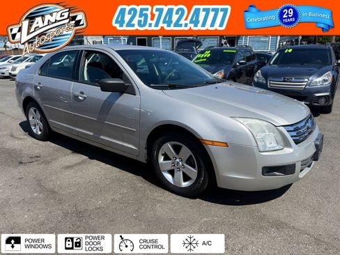 Used 2007 Ford Fusion SE FWD image 1
