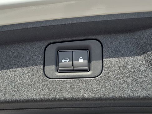 New 2026 INFINITI QX80 Luxe w/ Cargo Package image 8